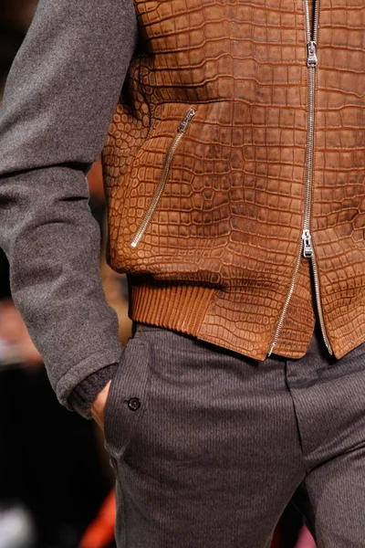 Look 23